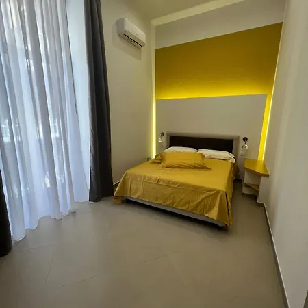 Konukevi Dimora Chiaia Napoli