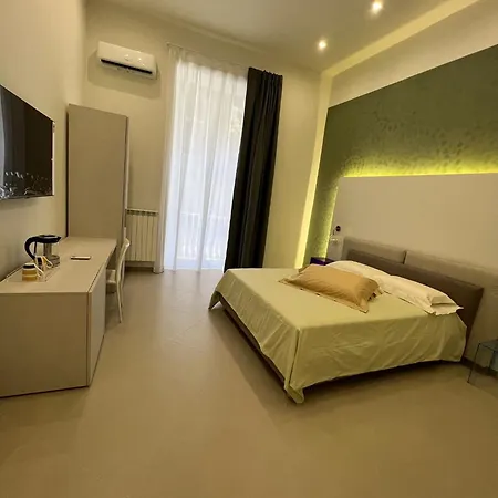 Dimora Chiaia 209 Guest house *