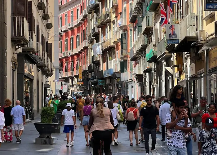 Dimora Chiaia 209 Affittacamere