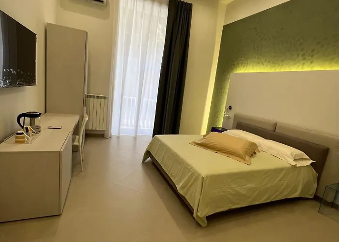 Dimora Chiaia 209 Affittacamere 4*