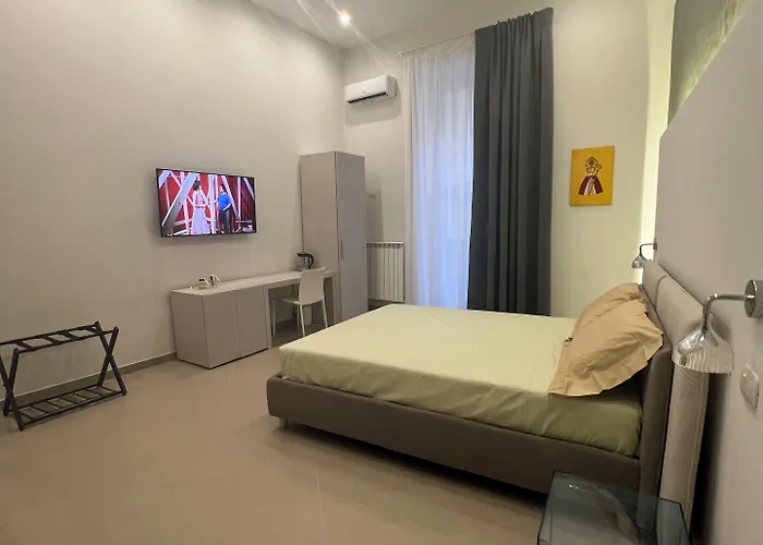 Affittacamere Dimora Chiaia 209 4*