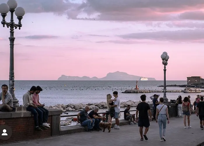 Dimora Chiaia 209 Affittacamere Napoli