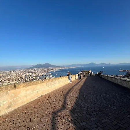 게스트하우스 Dimora Chiaia 4*