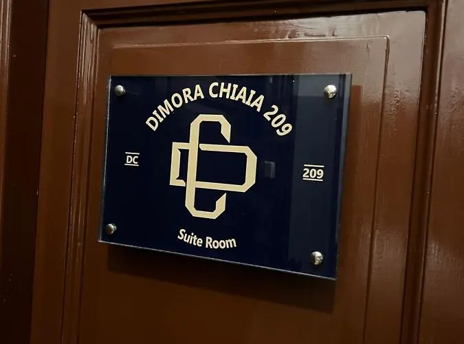 Dimora Chiaia 4*